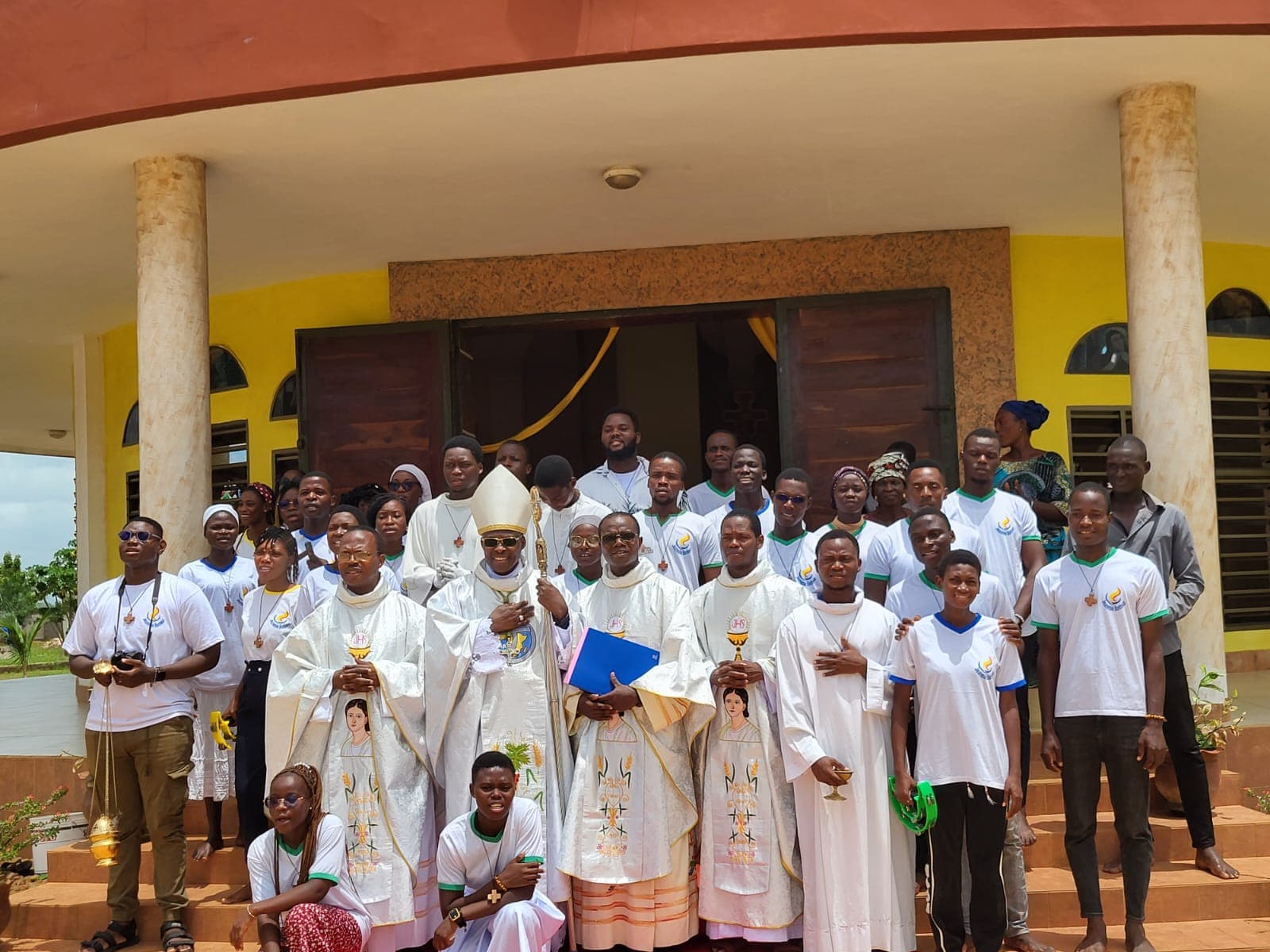 12e promotion de « Jeunesse Bonheur » en mission